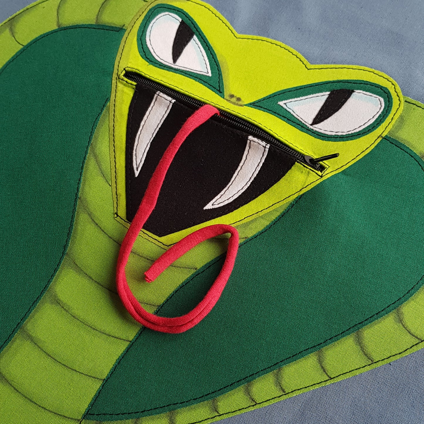 „Taschen-Tier“ Kobra - Schnitt + Plott/Applidatei + Anleitung