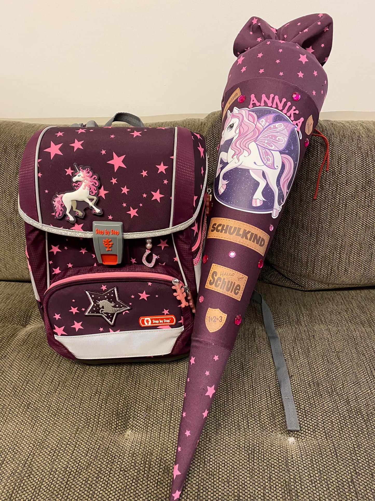 DIY Zuckertüte zum Step by Step Unicorn Nuala genäht von Jasmin mit Bügelbildern in Lederoptik von www.polli-klecks.love